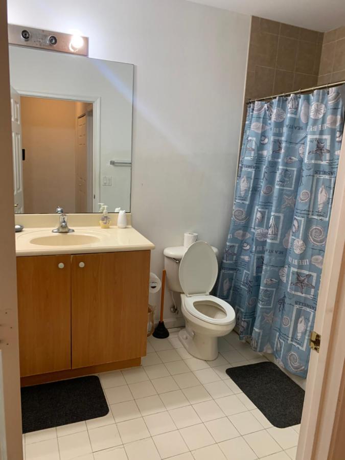 Bedroom Suite In Lauderdale Lakes Townhome ฟอร์ต ลอเดอร์เดล ภายนอก รูปภาพ
